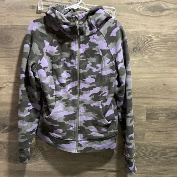 Lululemon camu  lavender hoodie - Picture 2 of 6